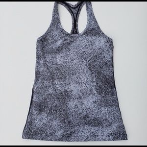 Lululemon Razor back offers or trades